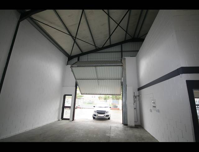 500M² FACTORY RENTED IN KILLARNEY GARDENS